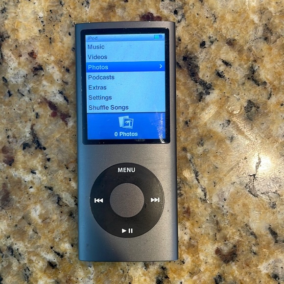apple ipod nano 4th generation 8gb - Picture 1 of 4